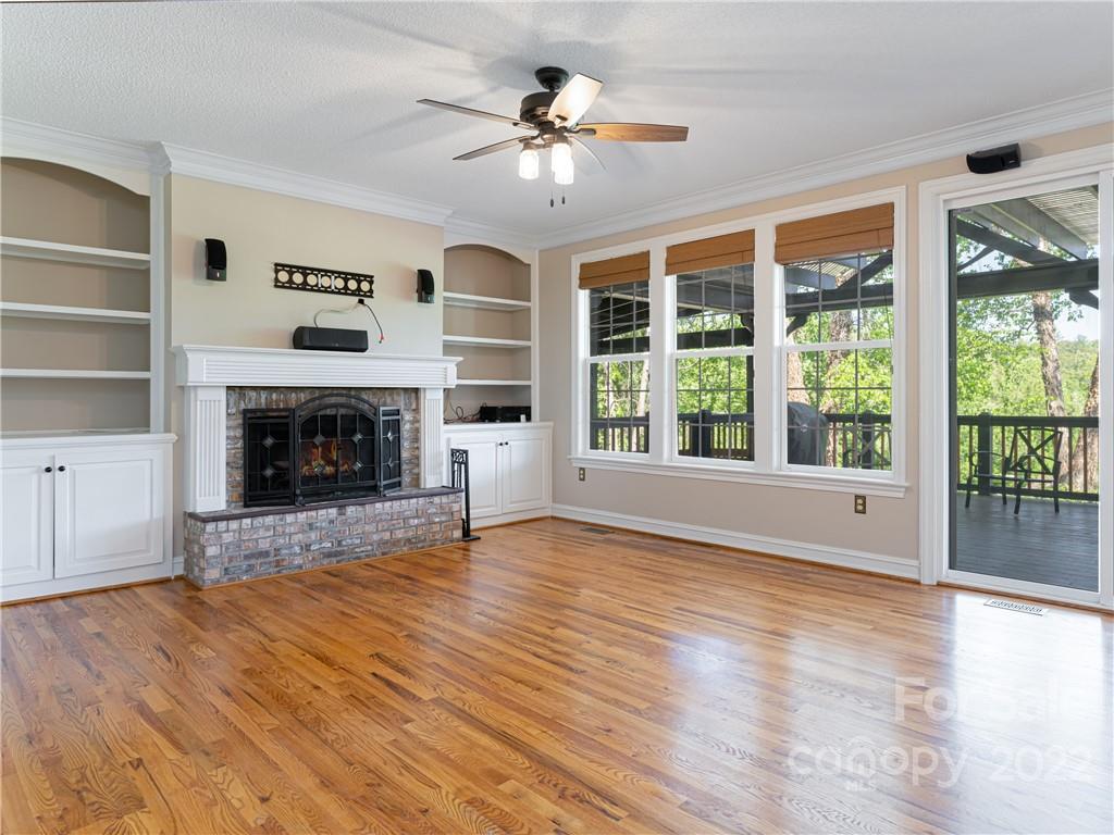 211 Green Meadow Lane Fletcher NC 28732