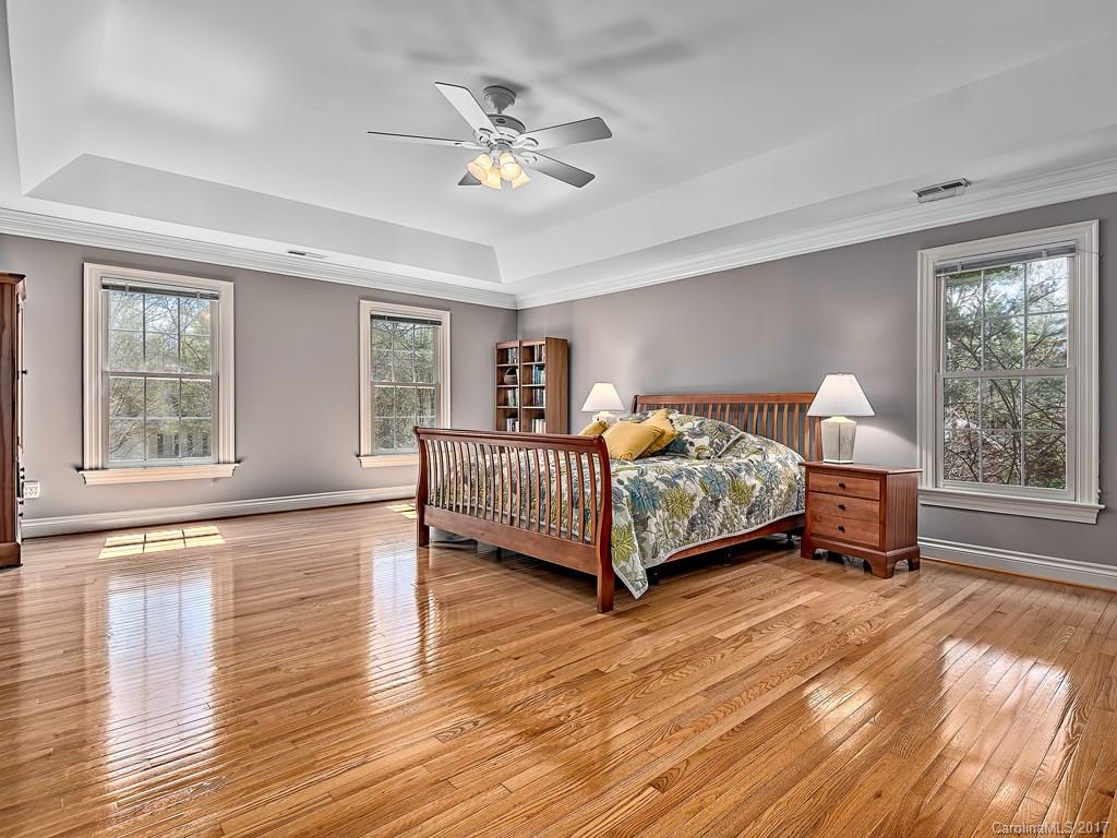 329 Red Fox Circle Asheville NC 28803