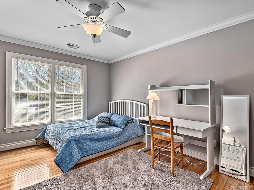 329 Red Fox Circle Asheville NC 28803