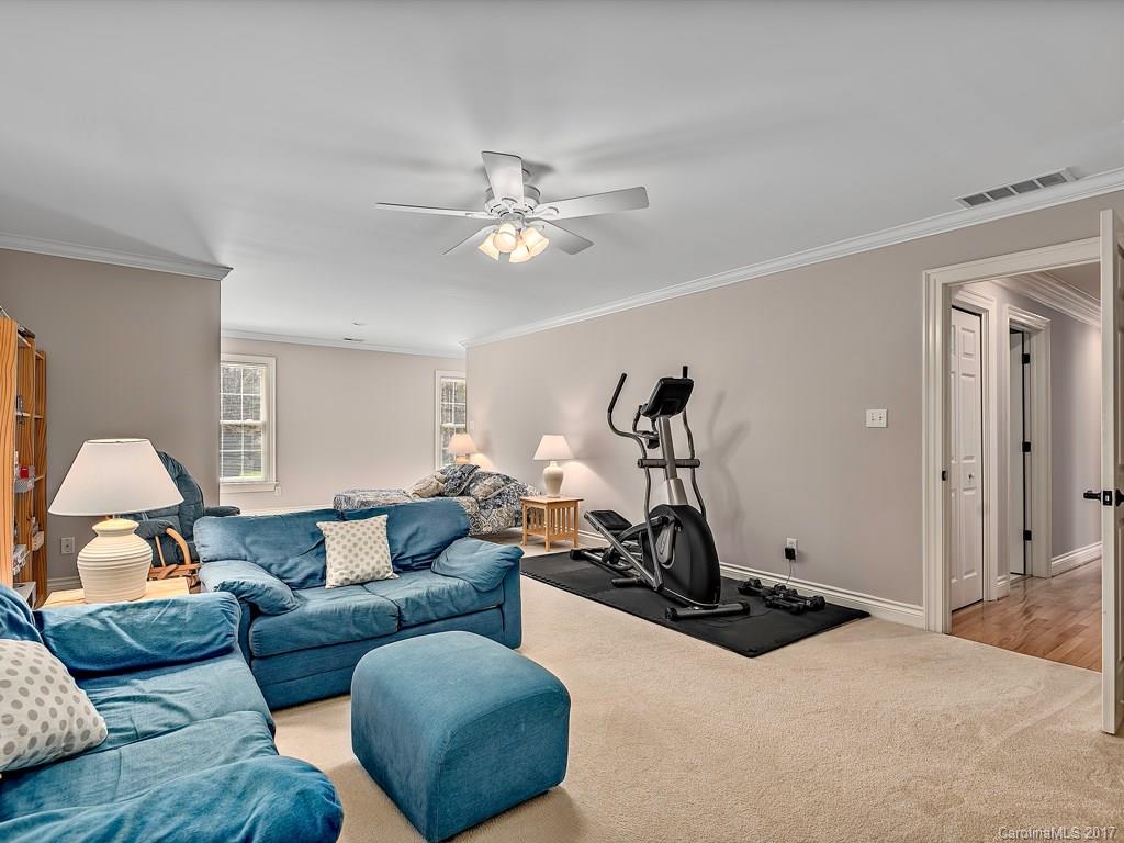 329 Red Fox Circle Asheville NC 28803