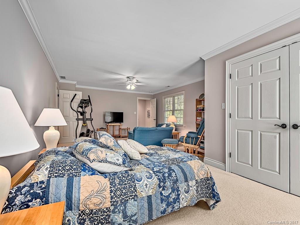 329 Red Fox Circle Asheville NC 28803