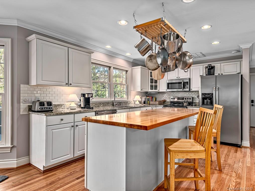 329 Red Fox Circle Asheville NC 28803