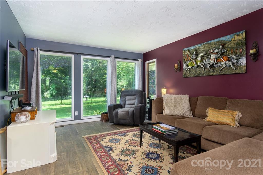 6 Briarwood Lane Fletcher NC 28732