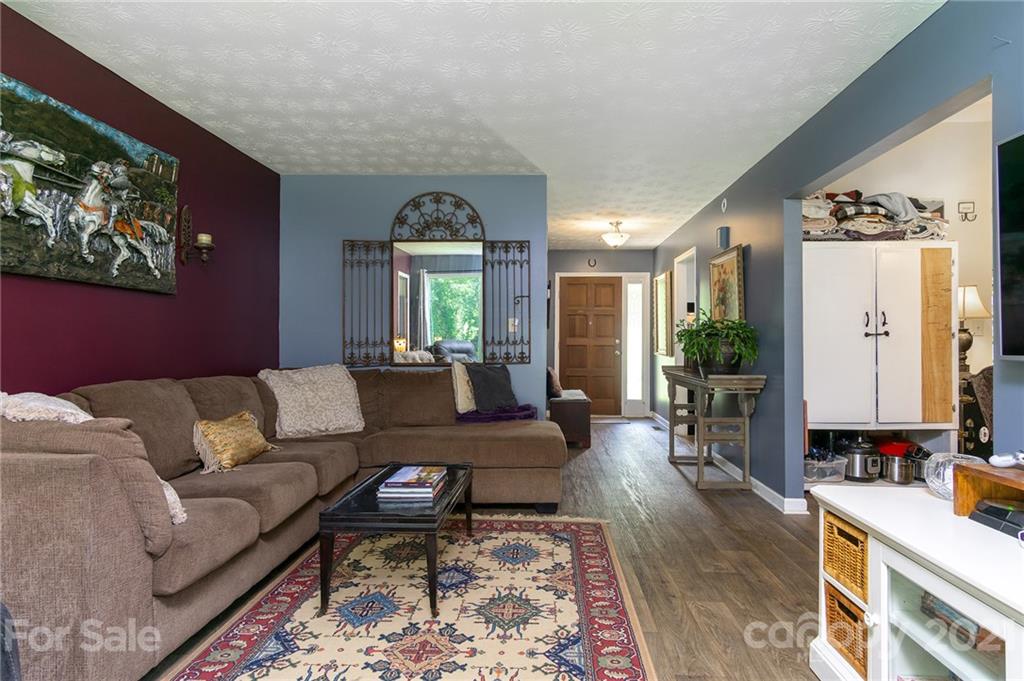 6 Briarwood Lane Fletcher NC 28732