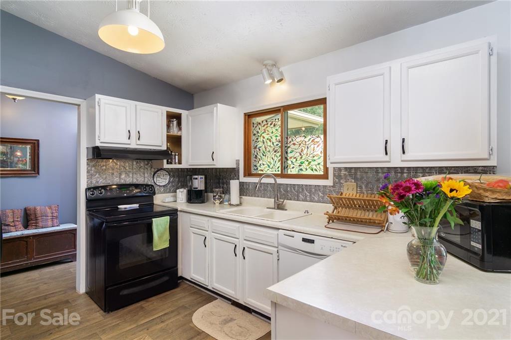 6 Briarwood Lane Fletcher NC 28732