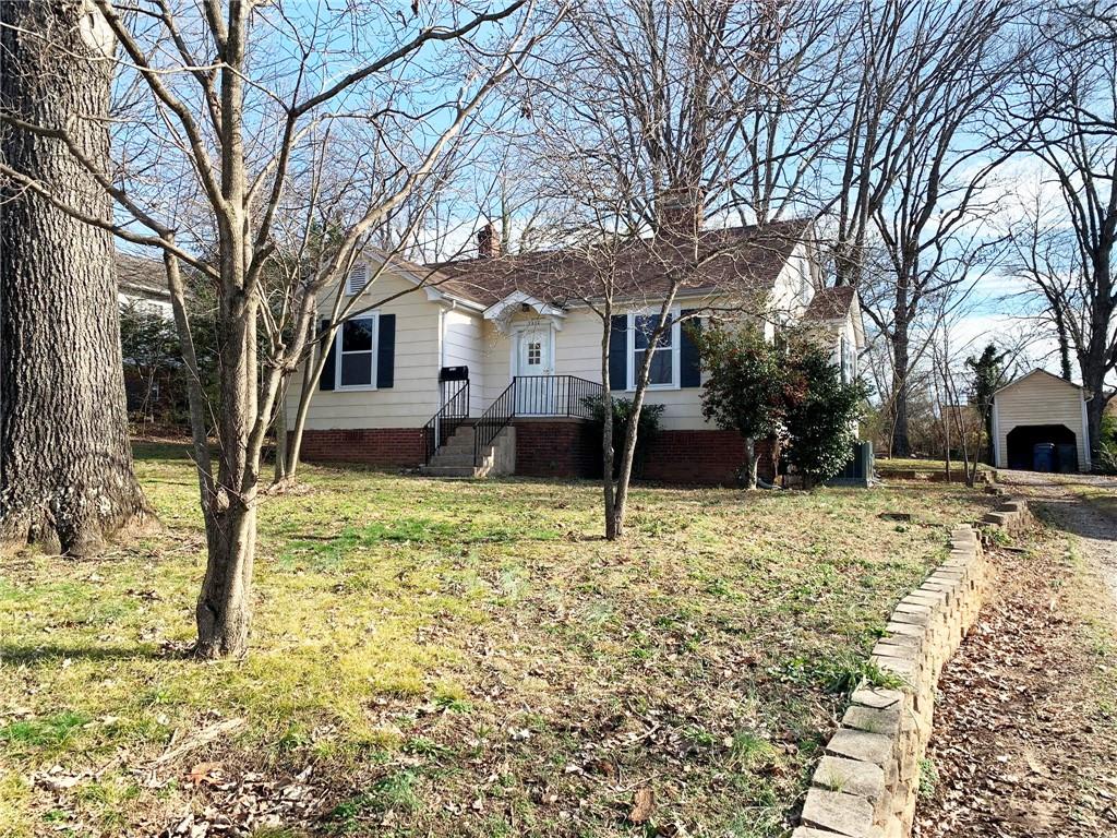 1212 14th Street Ne Hickory NC 28601