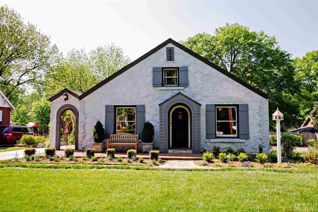 18 8th Avenue NE Hickory NC 28601