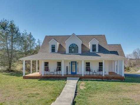 14 Penny Lane Weaverville NC 28787