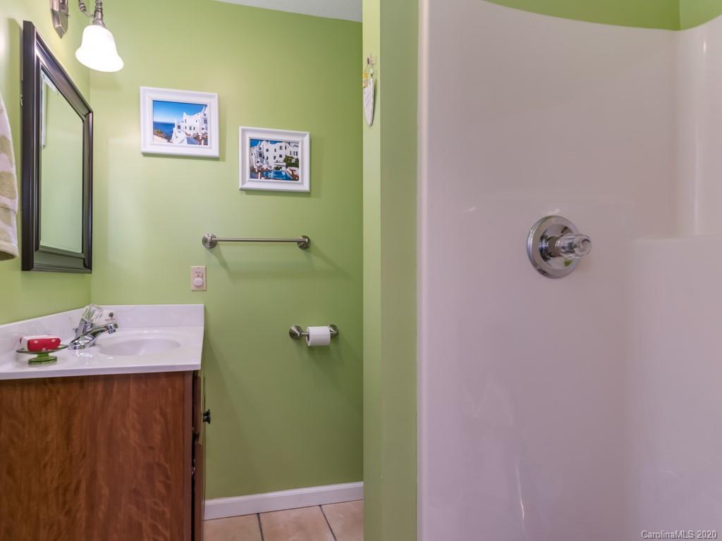 14 Penny Lane Weaverville NC 28787