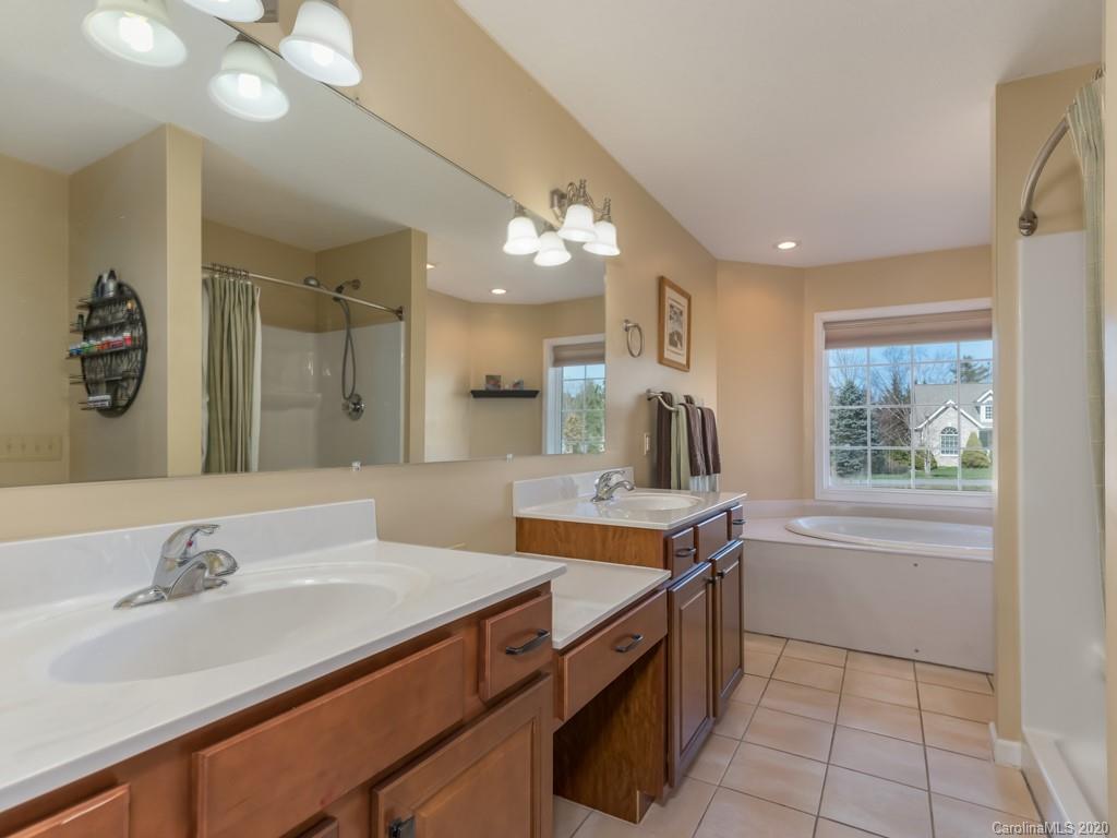 14 Penny Lane Weaverville NC 28787