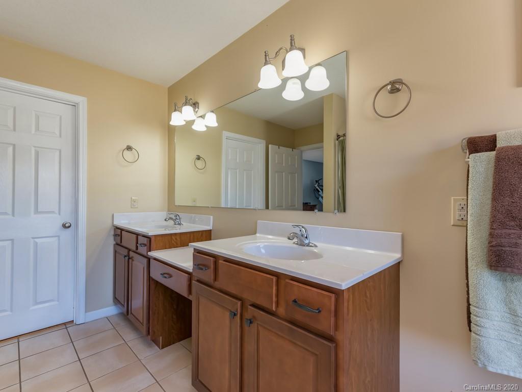 14 Penny Lane Weaverville NC 28787