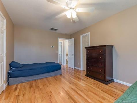 14 Penny Lane Weaverville NC 28787