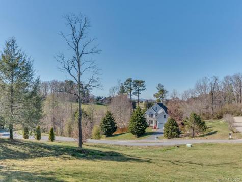 14 Penny Lane Weaverville NC 28787