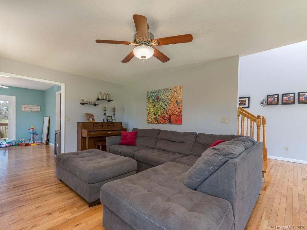 14 Penny Lane Weaverville NC 28787