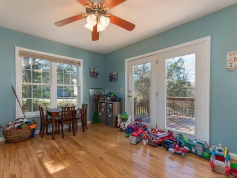 14 Penny Lane Weaverville NC 28787