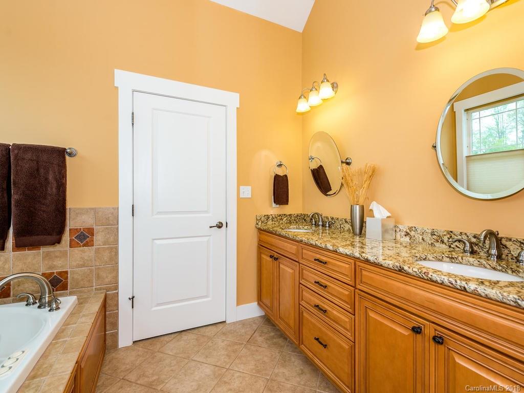 138 Odonald Road Asheville NC 28806