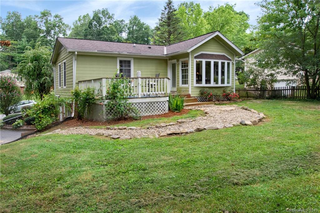 28 Woodhaven Drive Arden NC 28704