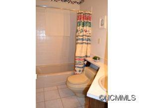83 Dodd Road Barnardsville NC 28709