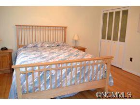 83 Dodd Road Barnardsville NC 28709