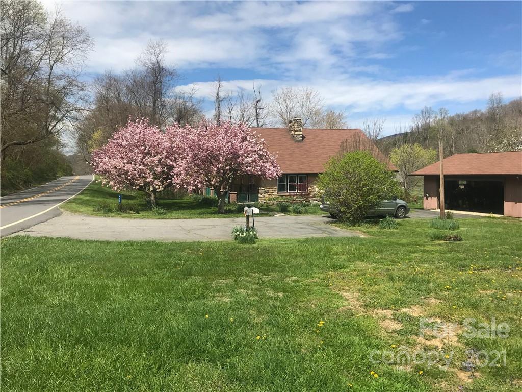 668 Garren Creek Road Fairview NC 28730