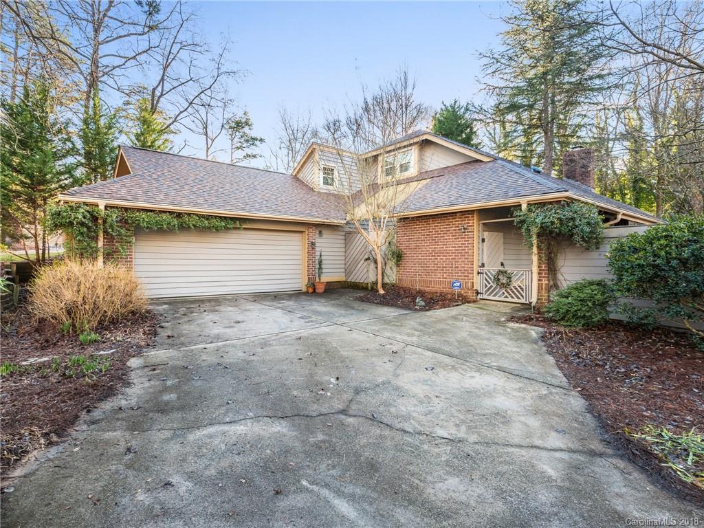 6313 Saddlebrook Court Charlotte NC 28226