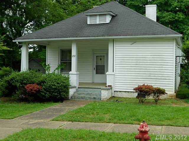 212 Summit Avenue Mount Holly NC 28120