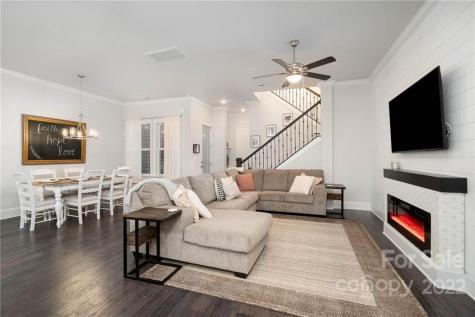 7520 Waverly Walk Avenue Charlotte NC 28277