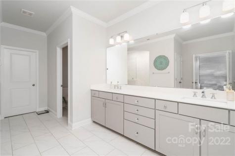 7520 Waverly Walk Avenue Charlotte NC 28277