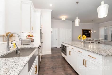 7520 Waverly Walk Avenue Charlotte NC 28277