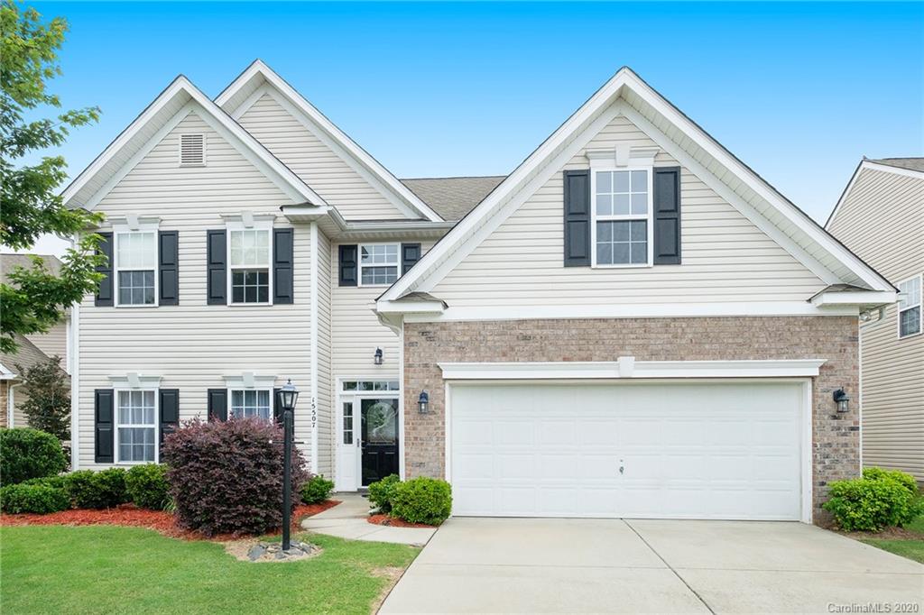 15507 Lakepoint Forest Drive Charlotte NC 28278