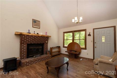 187 Bear Pen Road Burnsville NC 28714