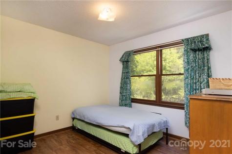 187 Bear Pen Road Burnsville NC 28714