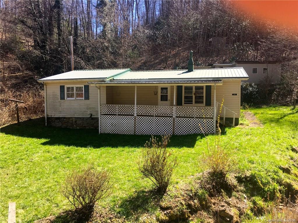 741 Bradford Road Burnsville NC 28714
