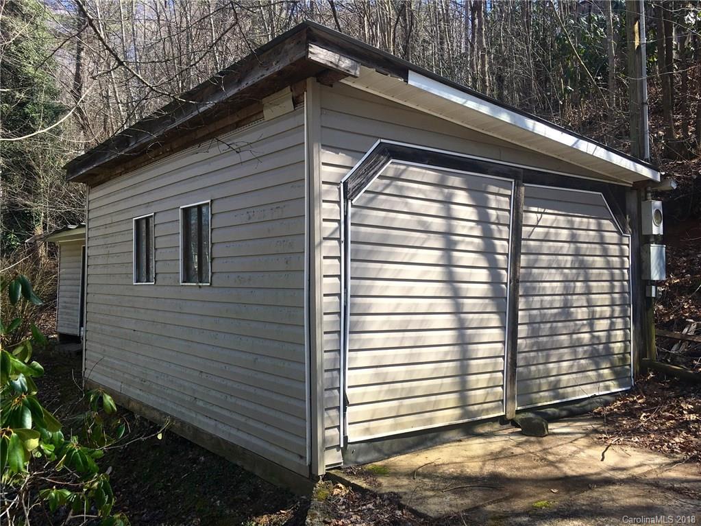 741 Bradford Road Burnsville NC 28714