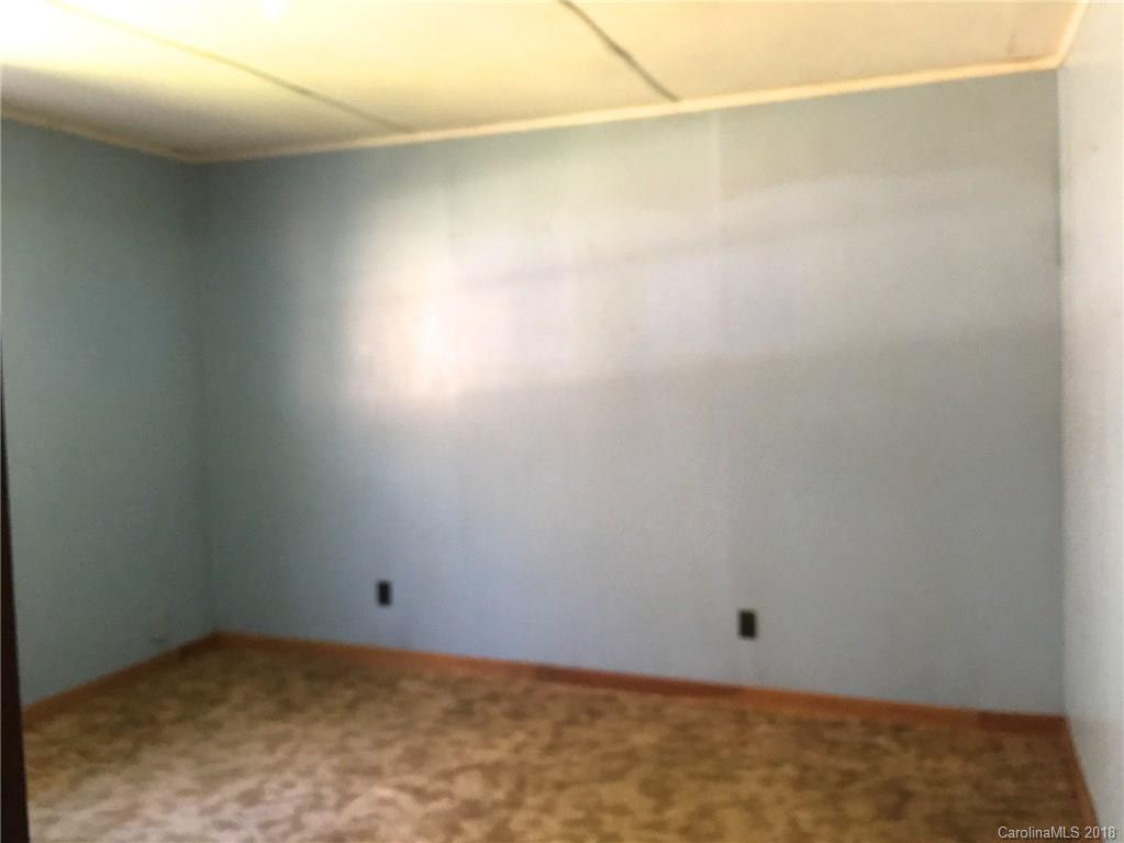 741 Bradford Road Burnsville NC 28714