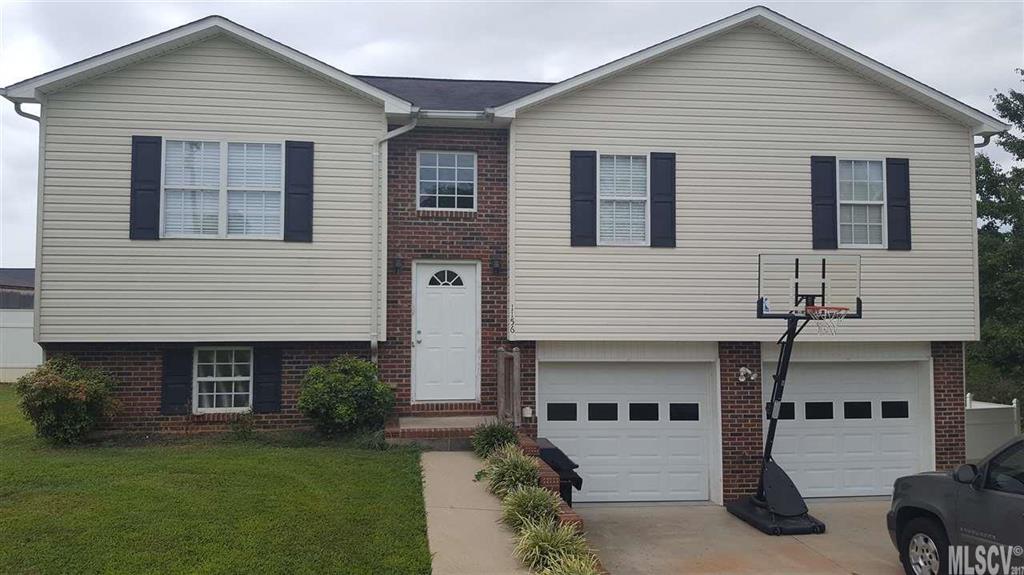 1156 Heritage Farm Road Hickory NC 28601