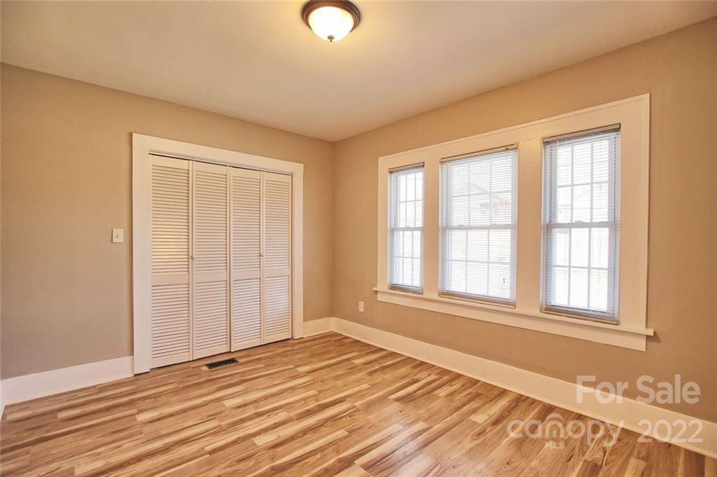535 Fairview Road Asheville NC 28803