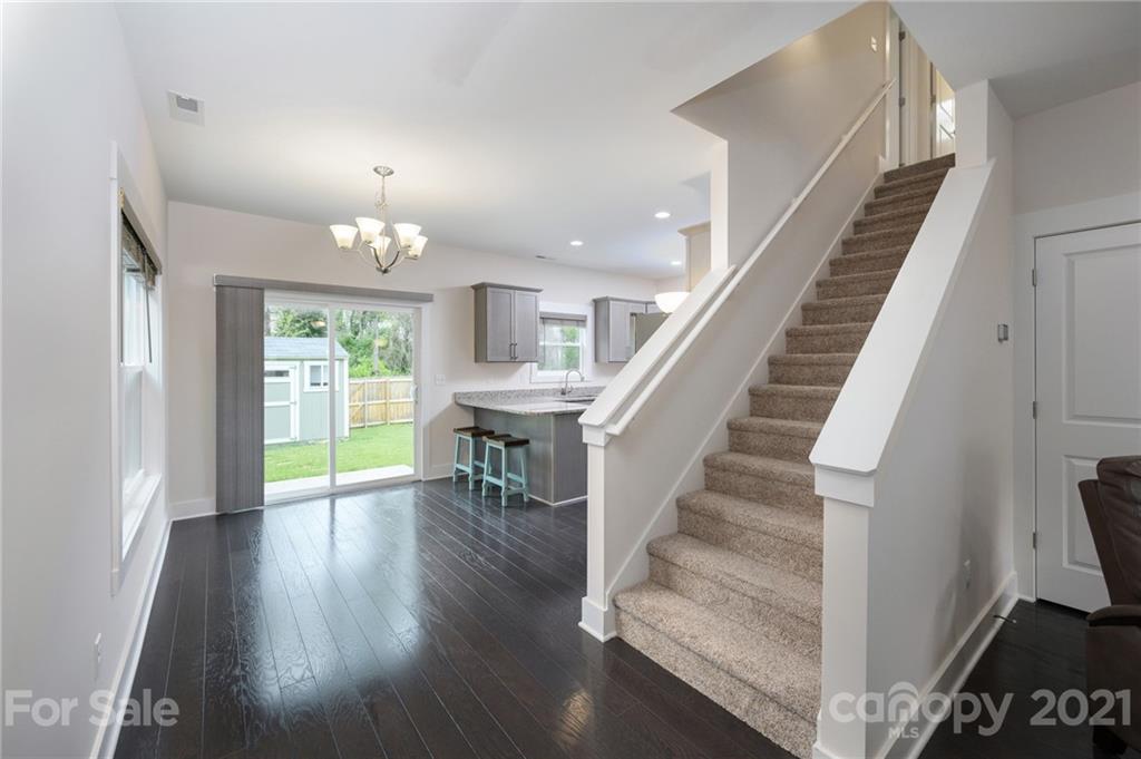 7 Crayton Park Drive Asheville NC 28803