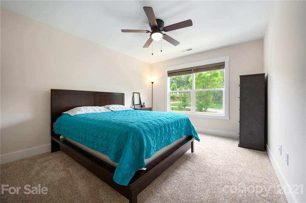 7 Crayton Park Drive Asheville NC 28803