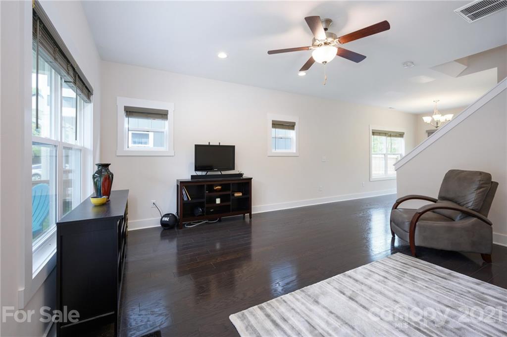 7 Crayton Park Drive Asheville NC 28803