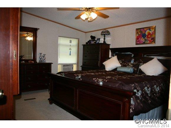 49 Goose Creek Road Swannanoa NC 28778
