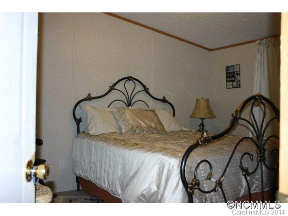 49 Goose Creek Road Swannanoa NC 28778