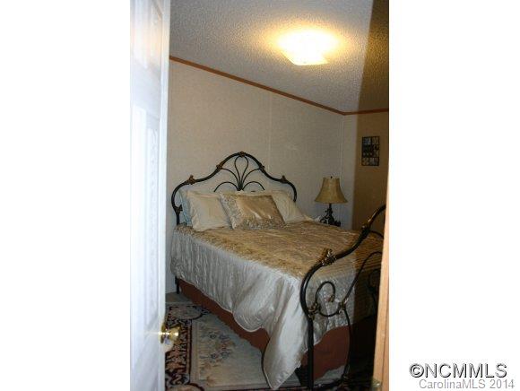 49 Goose Creek Road Swannanoa NC 28778