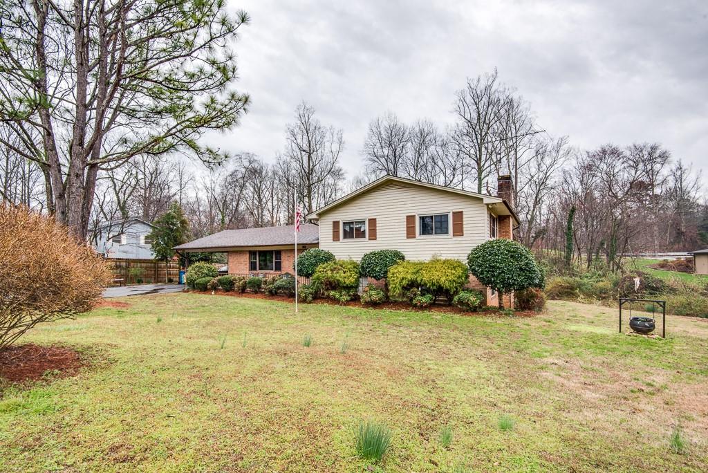 4132 2nd Street Ne Hickory NC 28601