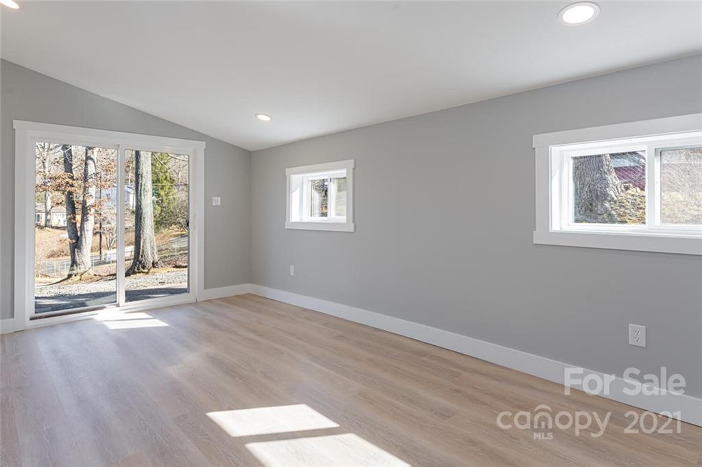 406 Melody Circle Swannanoa NC 28778