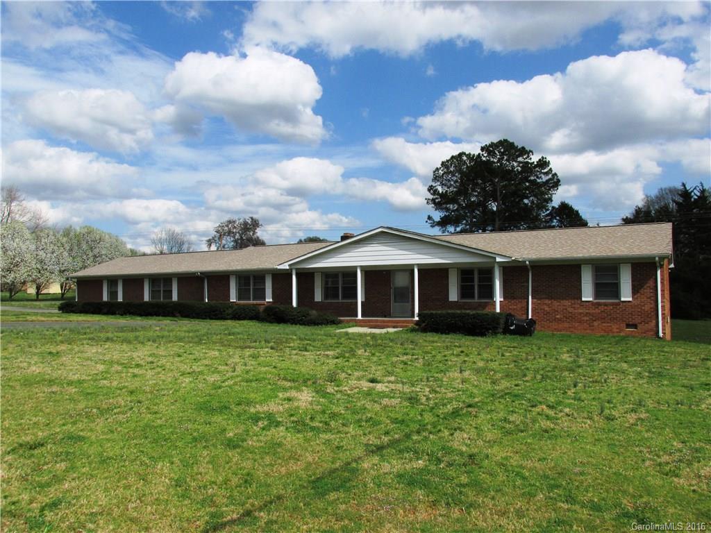 2312 Hollybrook Lane Monroe NC 28110