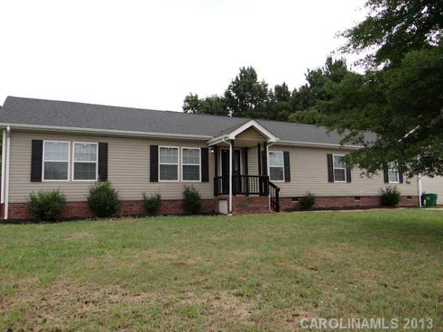 2438 Elmin Street Charlotte NC 28208
