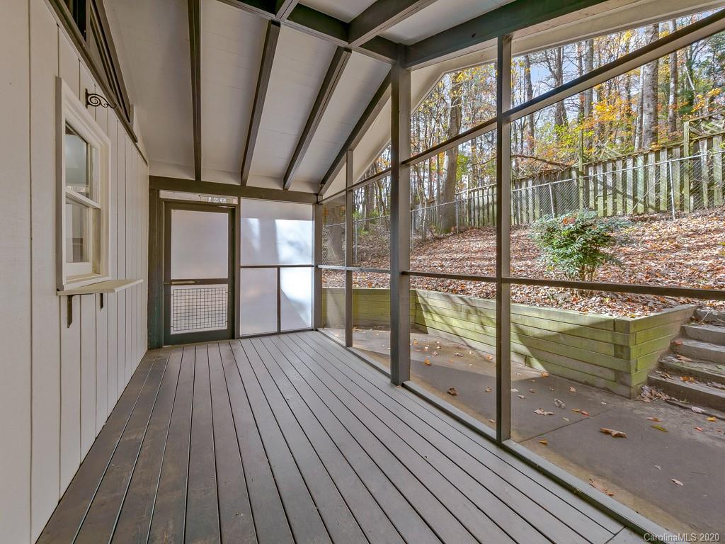 16 Mayfair Place Arden NC 28704
