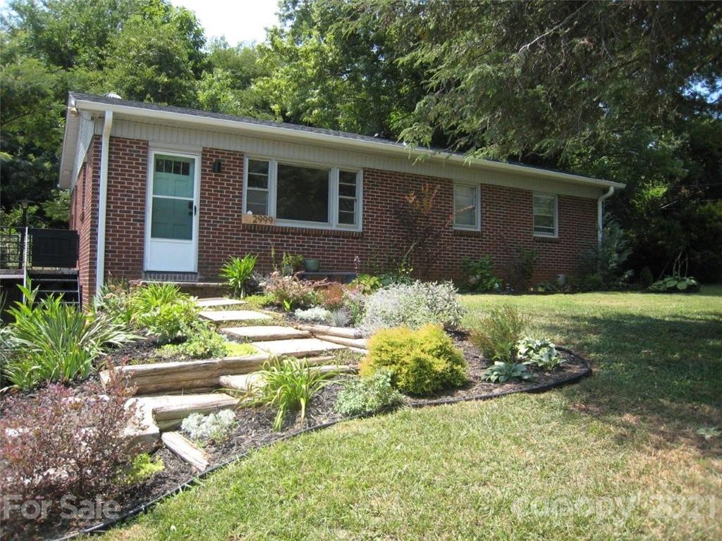 2999 1st Avenue Place NW Hickory NC 28601
