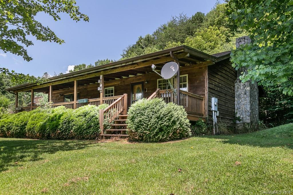 150 Hound Holler Road Canton NC 28716